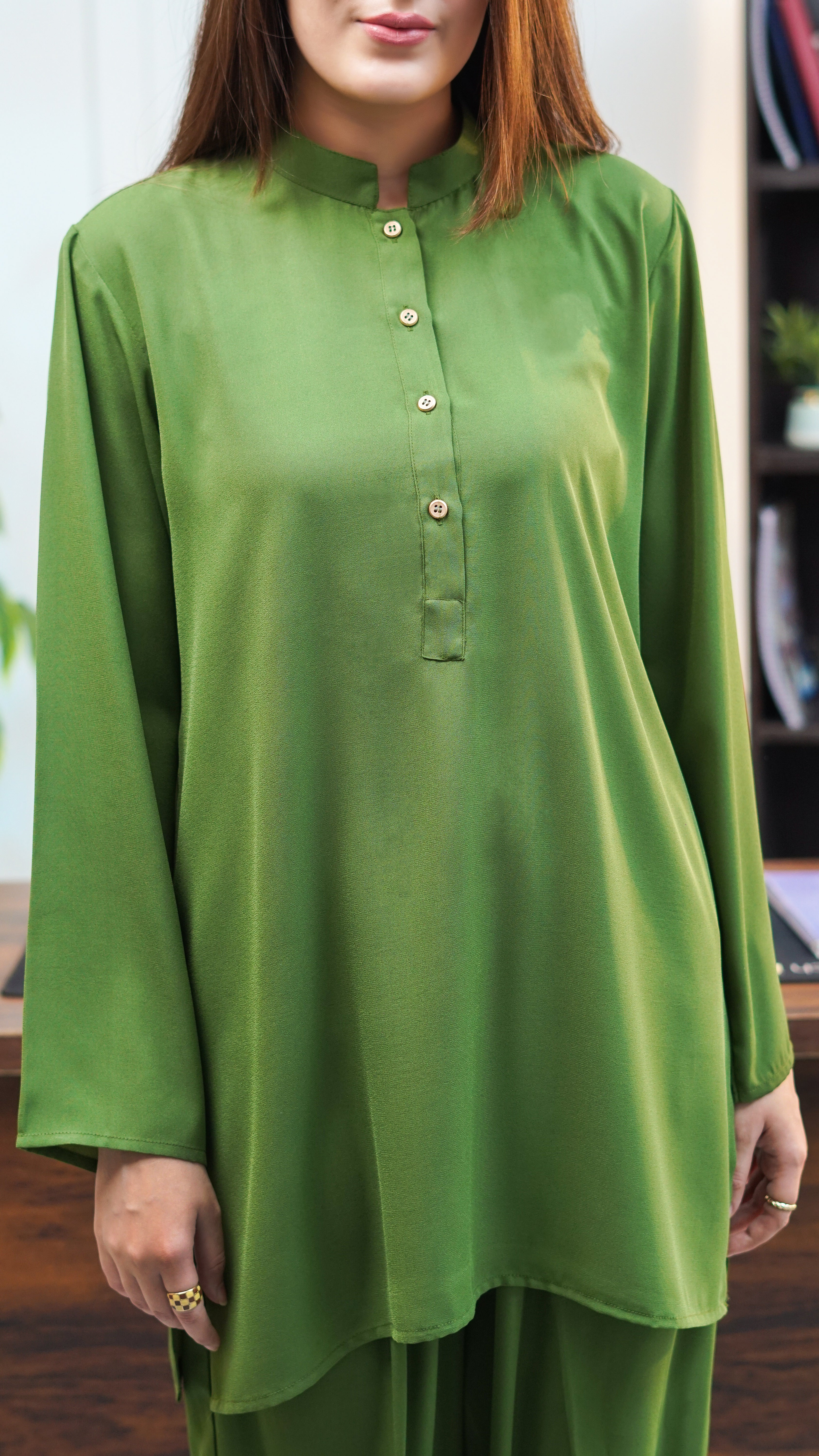 The Emerald Band Collar Georgette Co-ord Set